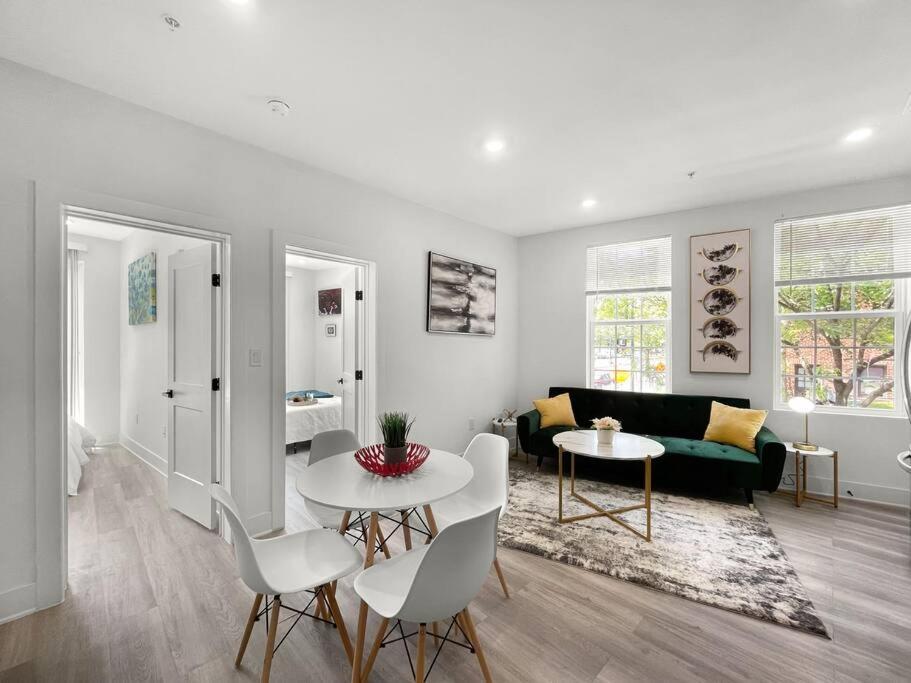 Classy Capitol Hill Apt, Steps From Dc Attraction Washington Kültér fotó